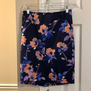 Floral print pencil skirt